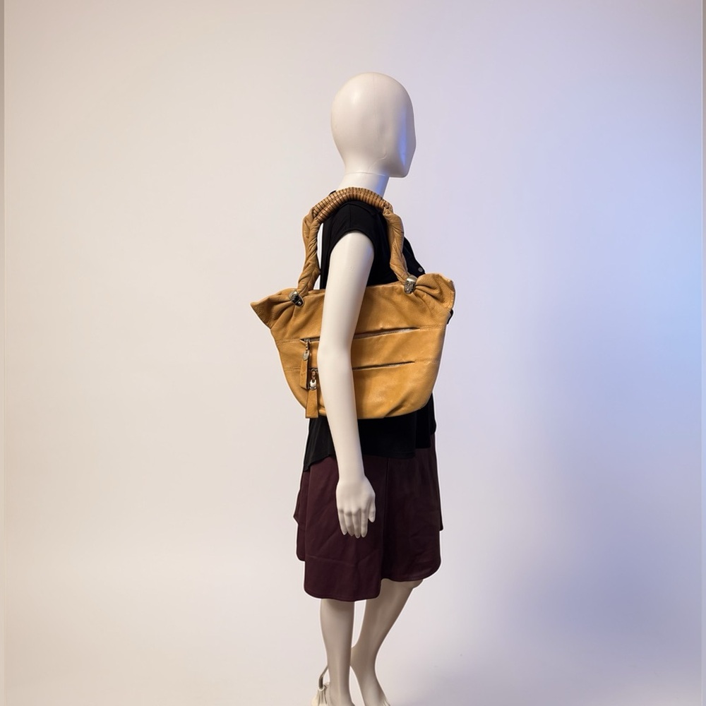 B. Makowsky Mustard Leather Shoulder Bag - Picture 2 of 8